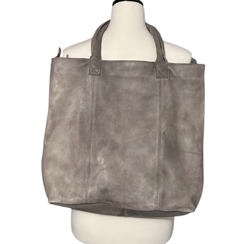 100% Leather Burin Purse Tote w/ front and interior pockets - Picture 2 of 6
